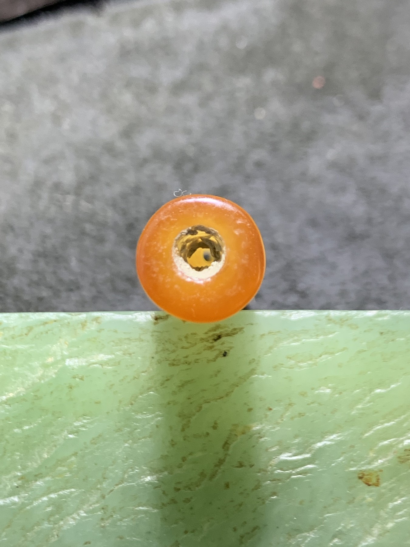 精美风化纹高玉化竹节大桶珠一颗
