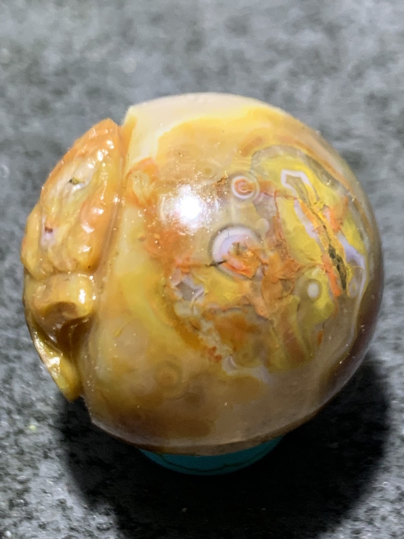 精美亚光战国红玛瑙手工俏色巧雕昴日星官珠一个，