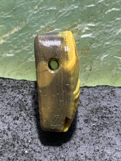 精美亚光战国红玛瑙手工雕刻骷髅教主一体佛头三通一个， 精美亚光战国红玛瑙手工雕刻骷髅教主一体佛头三通一个，