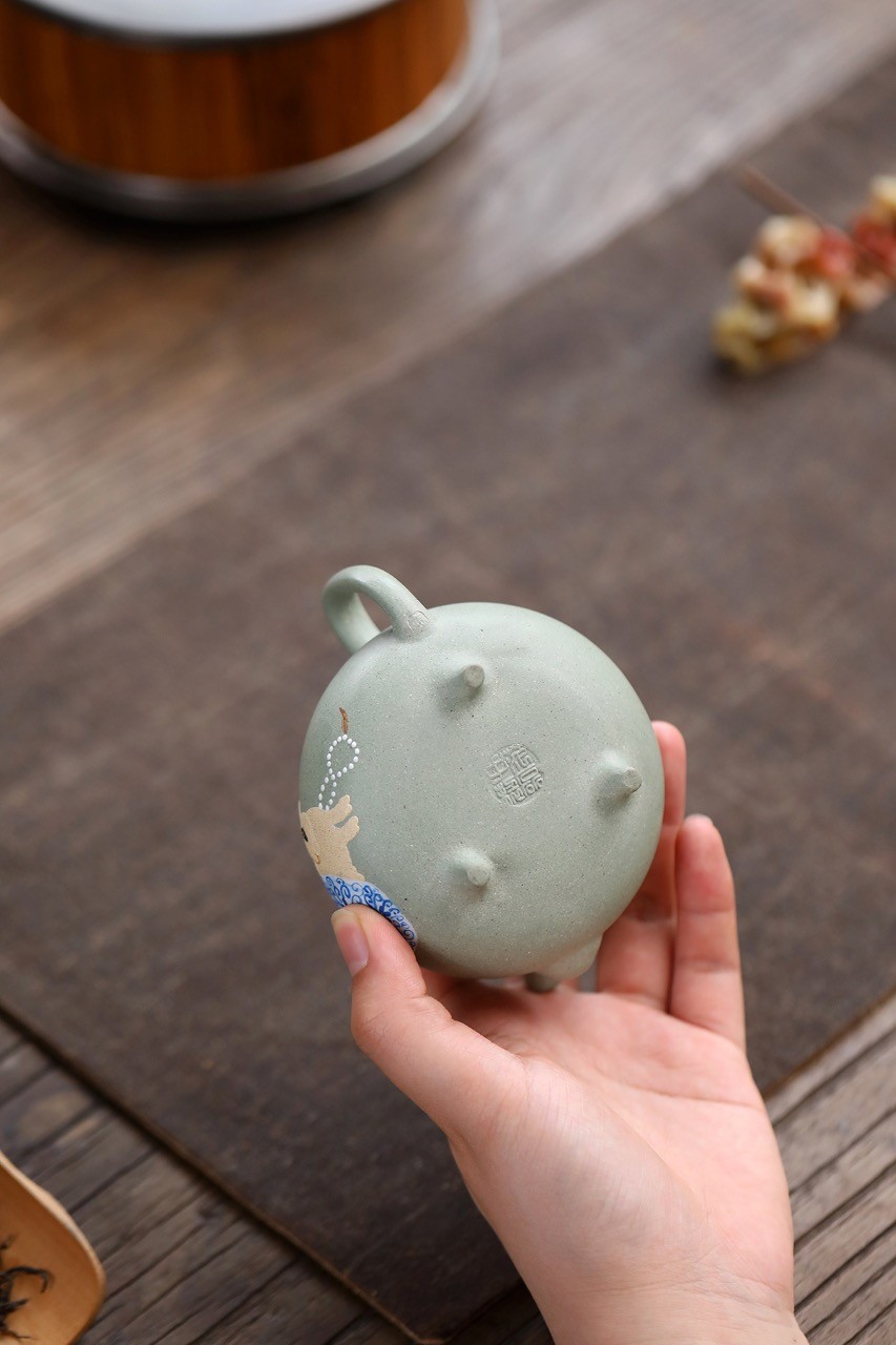 正宗宜兴紫砂壶专拍场 三足乳鼎