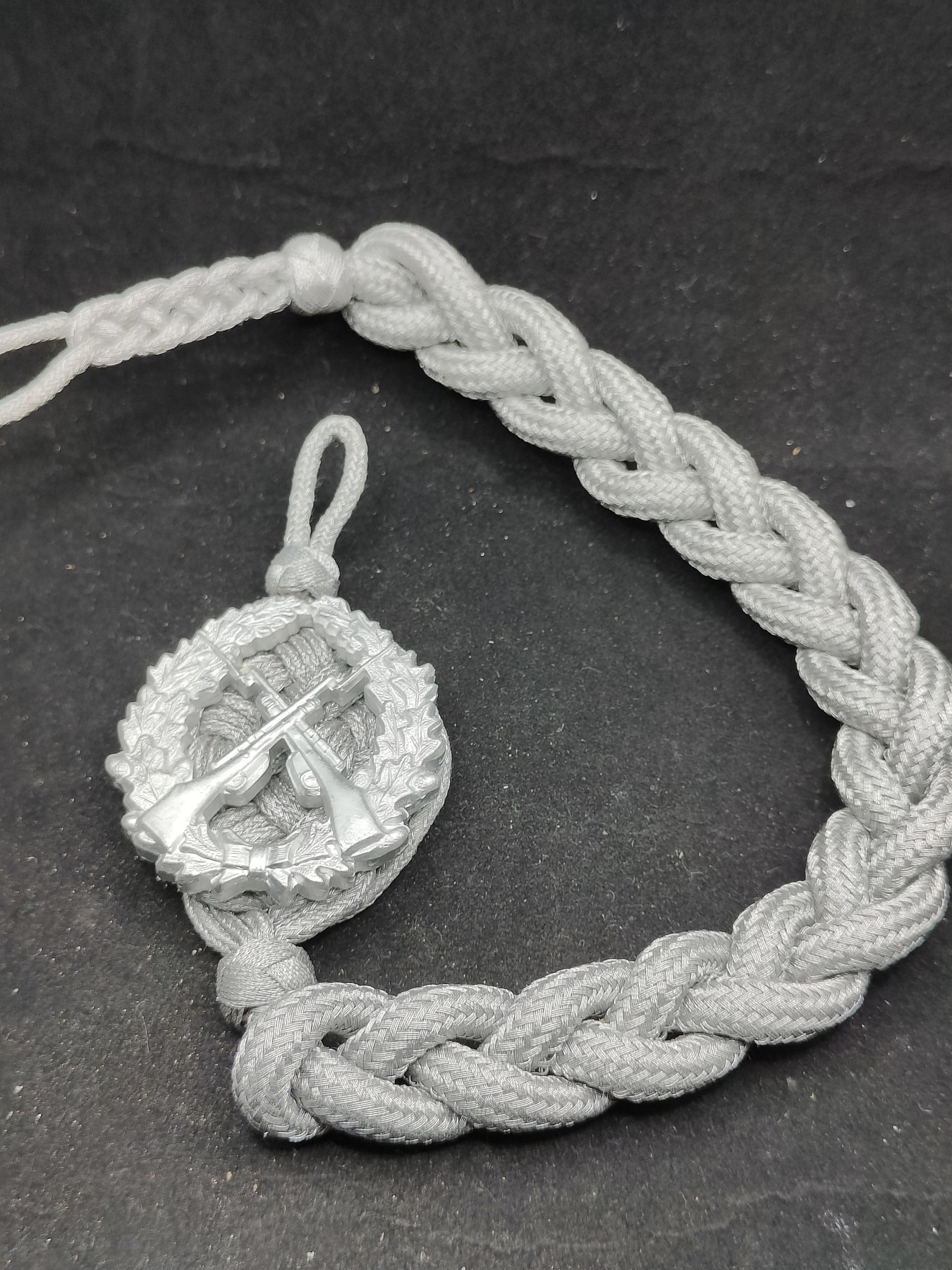 全场0元起拍 第74期 咸鱼国勋章拍卖专场 7月19日（周三）下午6：00开始 东德士官射击饰绪