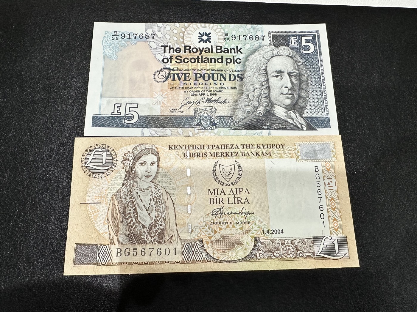 《外钞收藏家》第二百八十四期（连拍第一场） 苏格兰+塞浦路斯 两张一起 全新