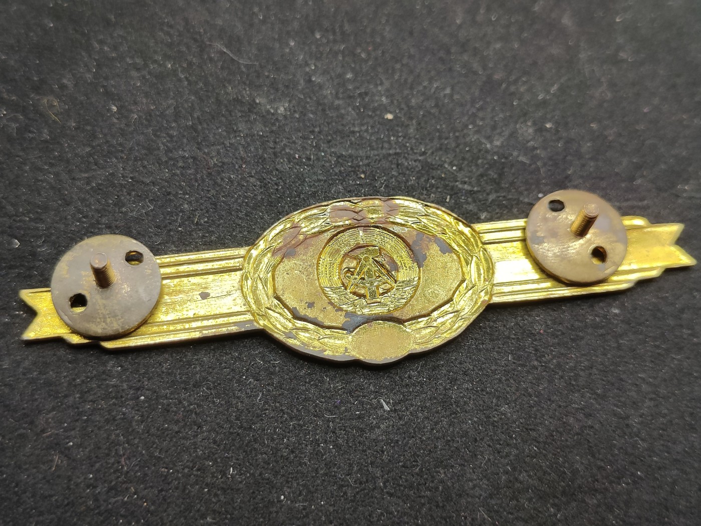 全场0元起拍 第74期 咸鱼国勋章拍卖专场 7月19日（周三）下午6：00开始 东德三级通用技能章