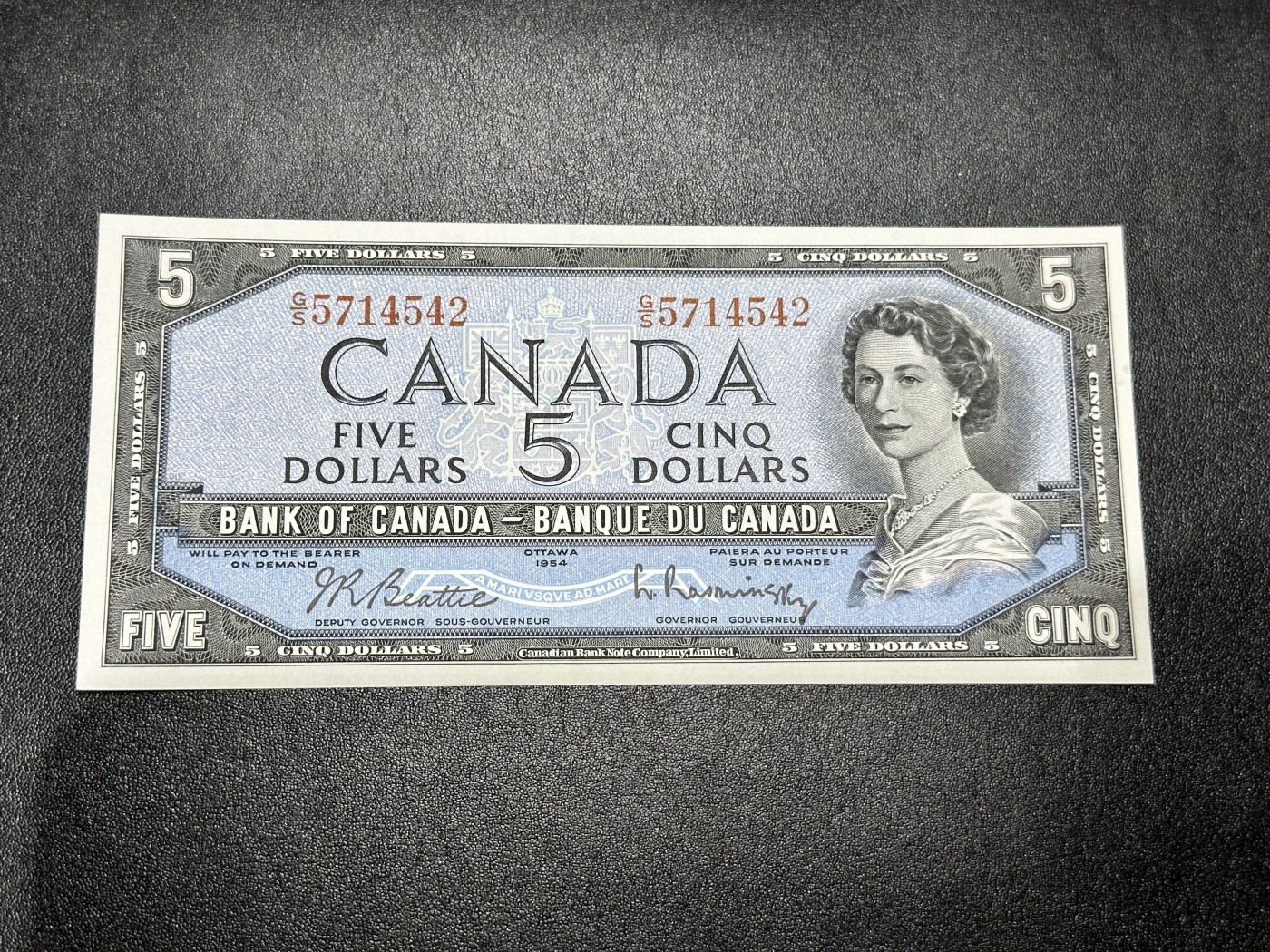 《外钞收藏家》第二百八十四期（连拍第一场） 加拿大风景版5元 近全新 疑似有暗折 不明显