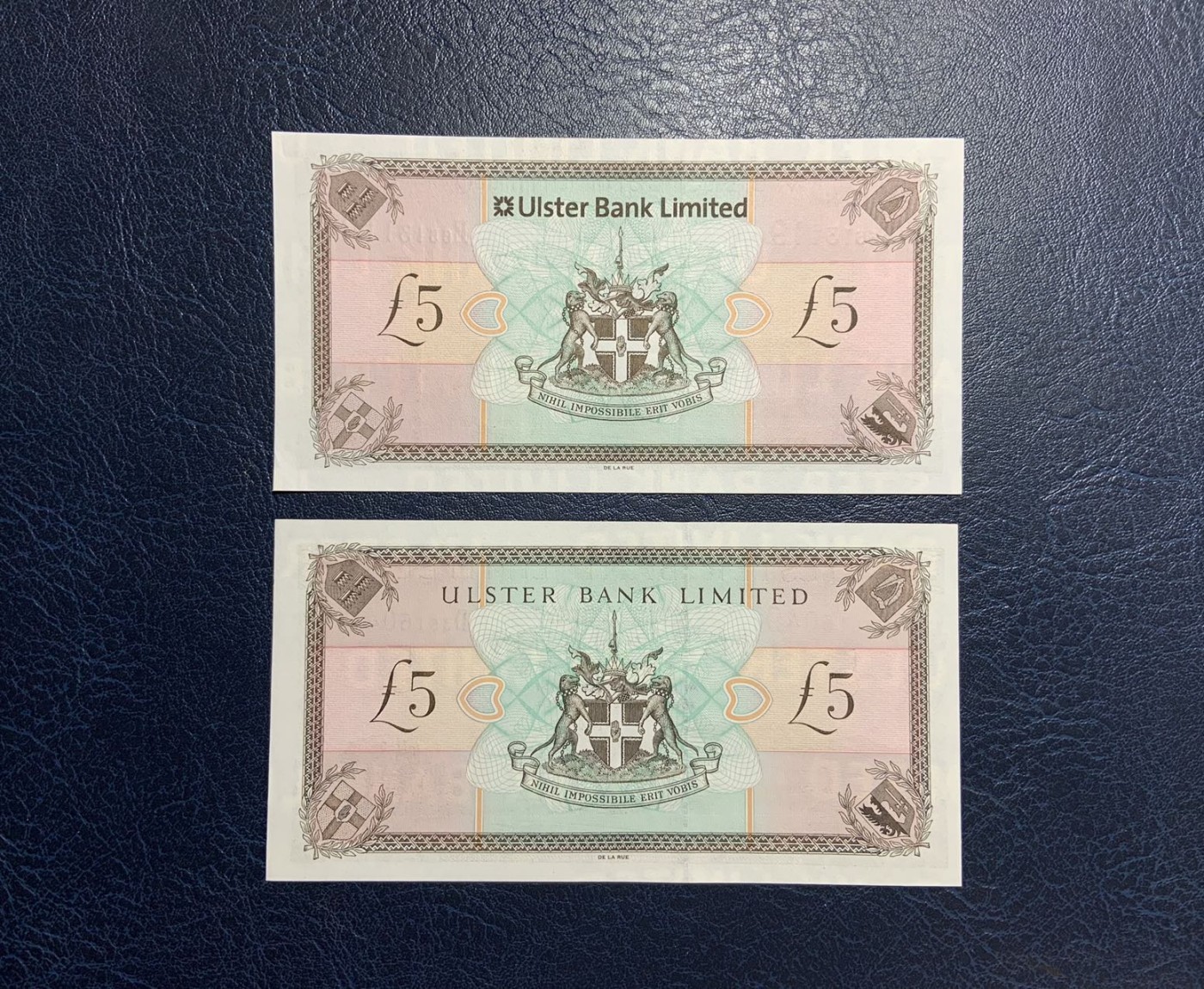收藏联盟Quantum Auction 第274期拍卖 爱神维纳斯的故乡-塞浦路斯 北爱尔兰阿尔斯特银行2001和2013年5镑 品相全新UNC  一张角有瑕疵 2001使用了NatWest标志