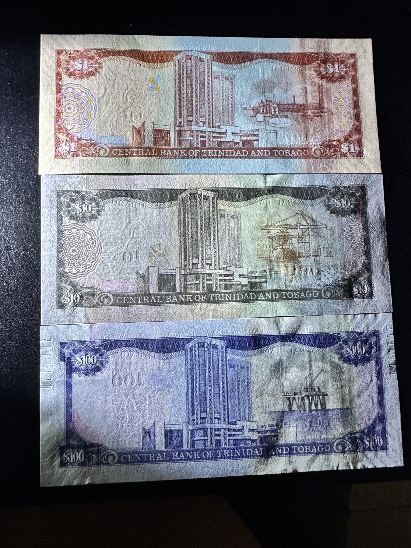 《外钞收藏家》第二百八十四期（连拍第一场） 特立尼达和多巴哥 三张精美纸币一起 全新UNC