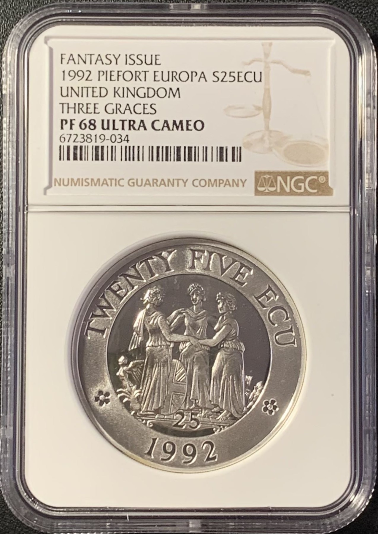 紫瑗钱币——第288期拍卖 英国 1992年 欧洲同盟 三女神 25埃居 加厚银币  精制 NGC PR68 UC
