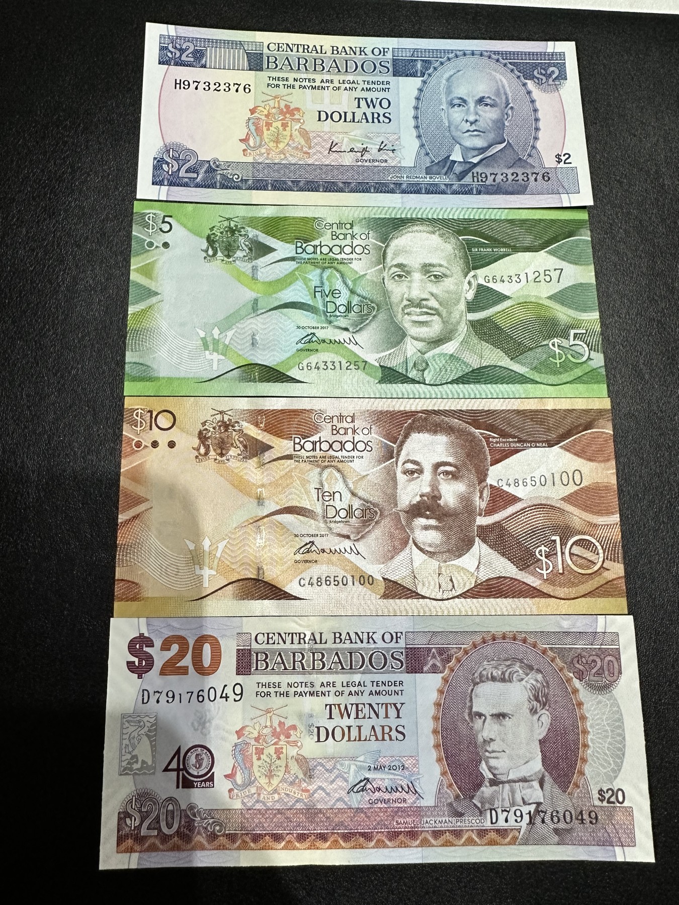 《外钞收藏家》第二百八十四期（连拍第一场） 巴巴多斯 四张精美纸币一起 全新UNC