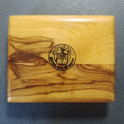 0起1加-纯粹捡漏拍-217套币银币场 - 约旦1965年官方精制套币-木质原盒