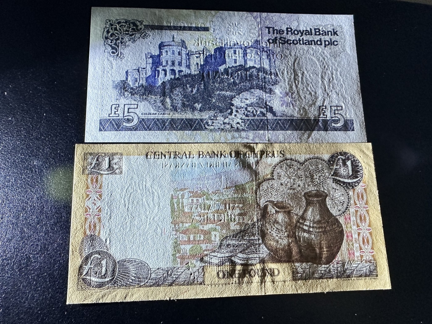 《外钞收藏家》第二百八十四期（连拍第一场） 苏格兰+塞浦路斯 两张一起 全新