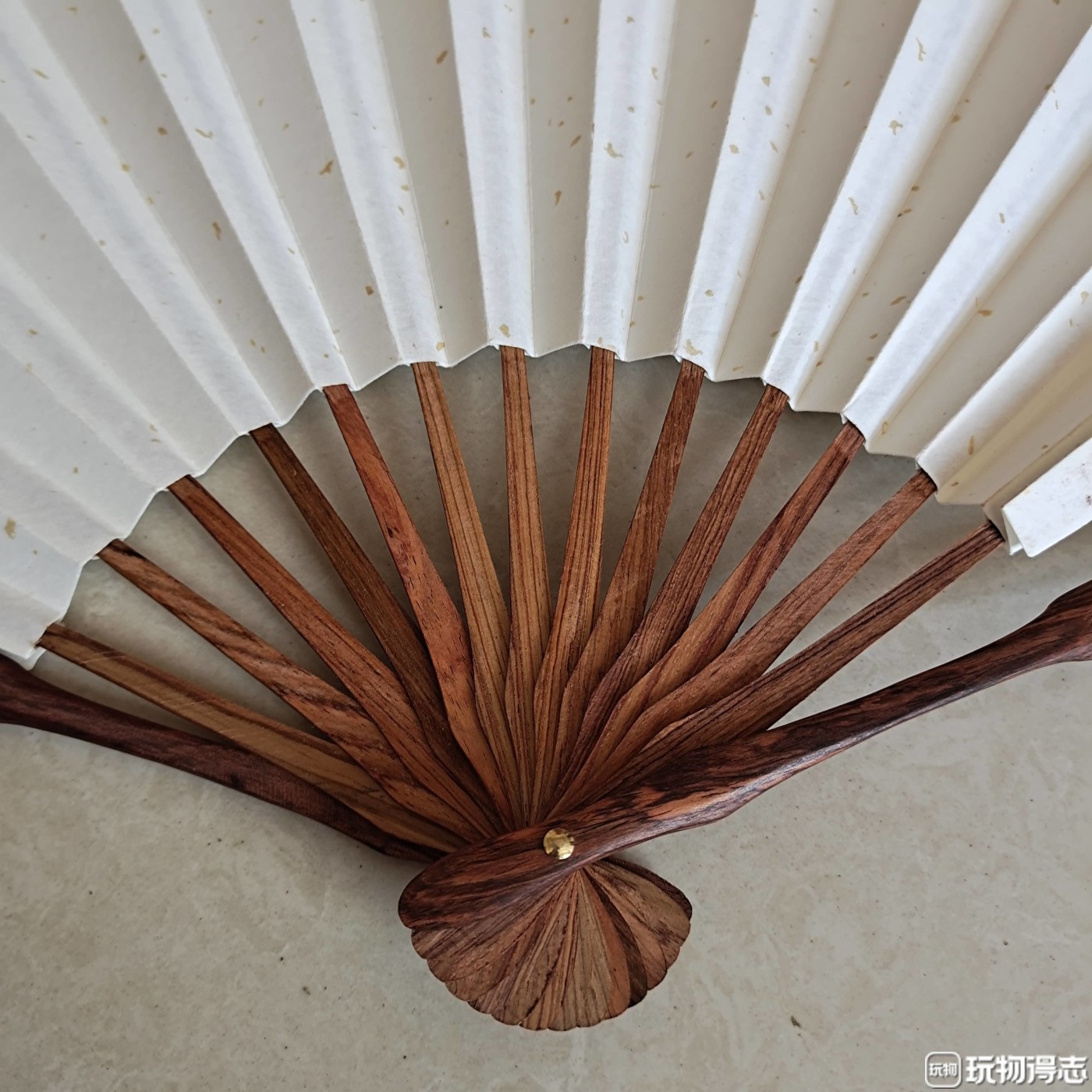印尼黄花梨手工文玩折扇