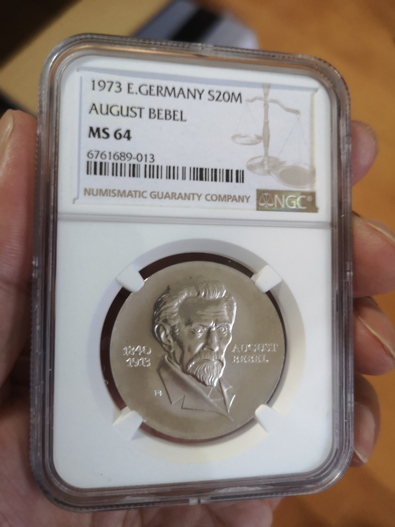 长老汇第17场儿童年评级币 1973东德贝贝尔20马克银币，NGC MS64