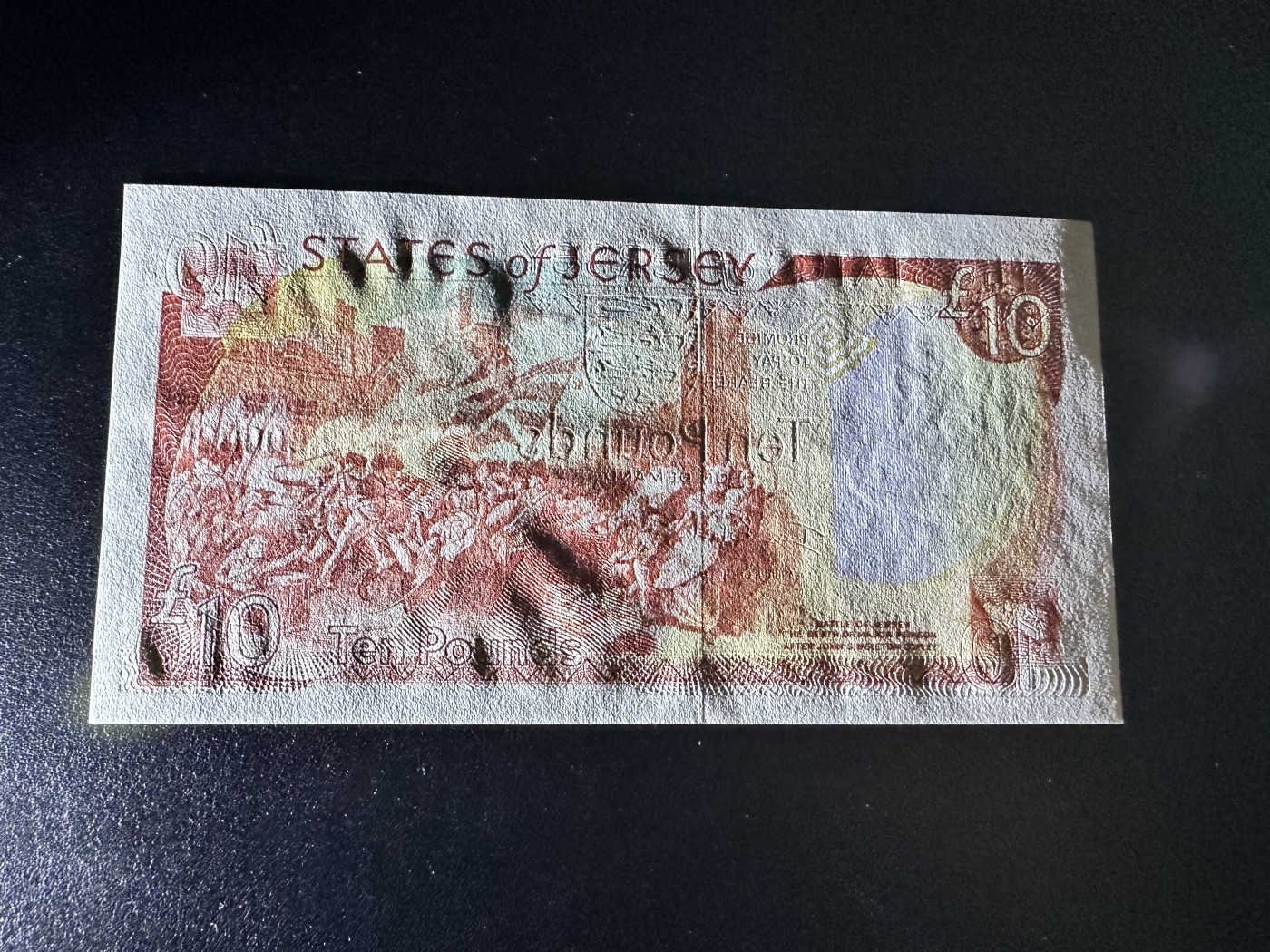 《外钞收藏家》第二百八十五期（连拍第二场）英国及英属专场 泽西岛1993年10镑，NC258号券 全新靓号