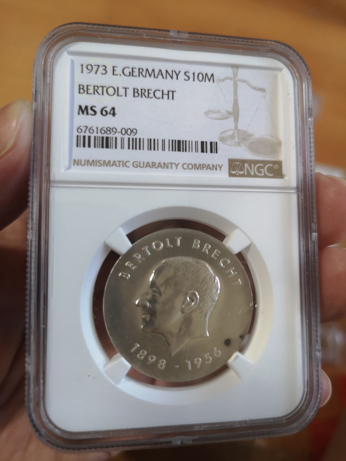 长老汇第17场儿童年评级币 1973东德布莱希特10马克银币，NGC MS64