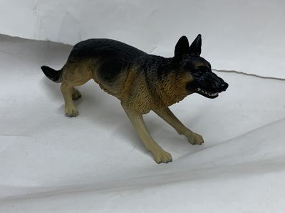 零元拍：Toycity 1/6 德国黑背犬模型，材质：树脂.，全新无拆。  - 零元拍：Toycity 1/6 德国黑背犬模型，材质：树脂.，全新无拆。 