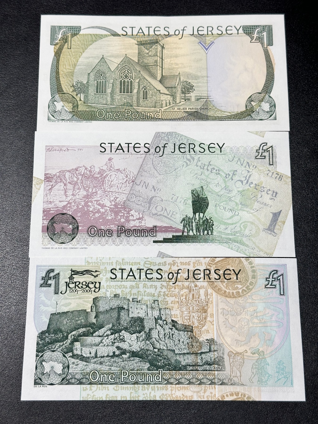 《外钞收藏家》第二百八十五期（连拍第二场）英国及英属专场 泽西岛2000年流通钞、1995年纪念钞、2004年纪念钞各1枚 全新