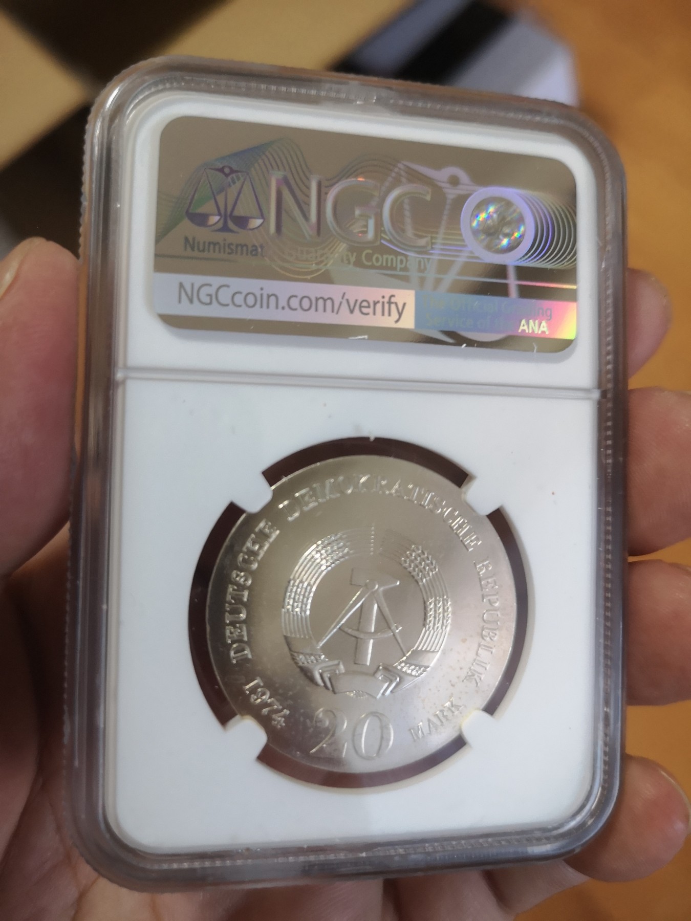 长老汇第17场儿童年评级币 1974东德康德20马克银币，NGC MS64