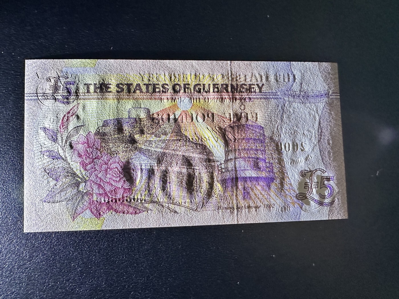 《外钞收藏家》第二百八十五期（连拍第二场）英国及英属专场 格恩西2000年5镑，千禧年纪念钞  全新 无47