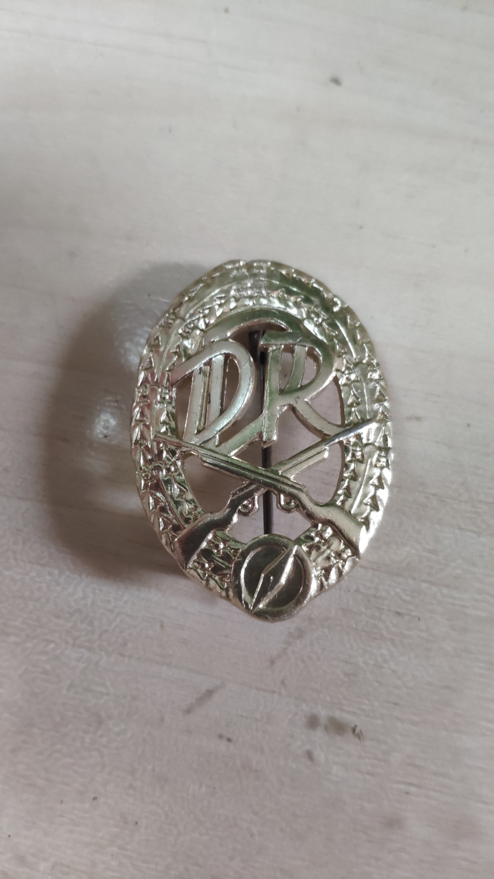 第二场拍卖 东德射击技能章