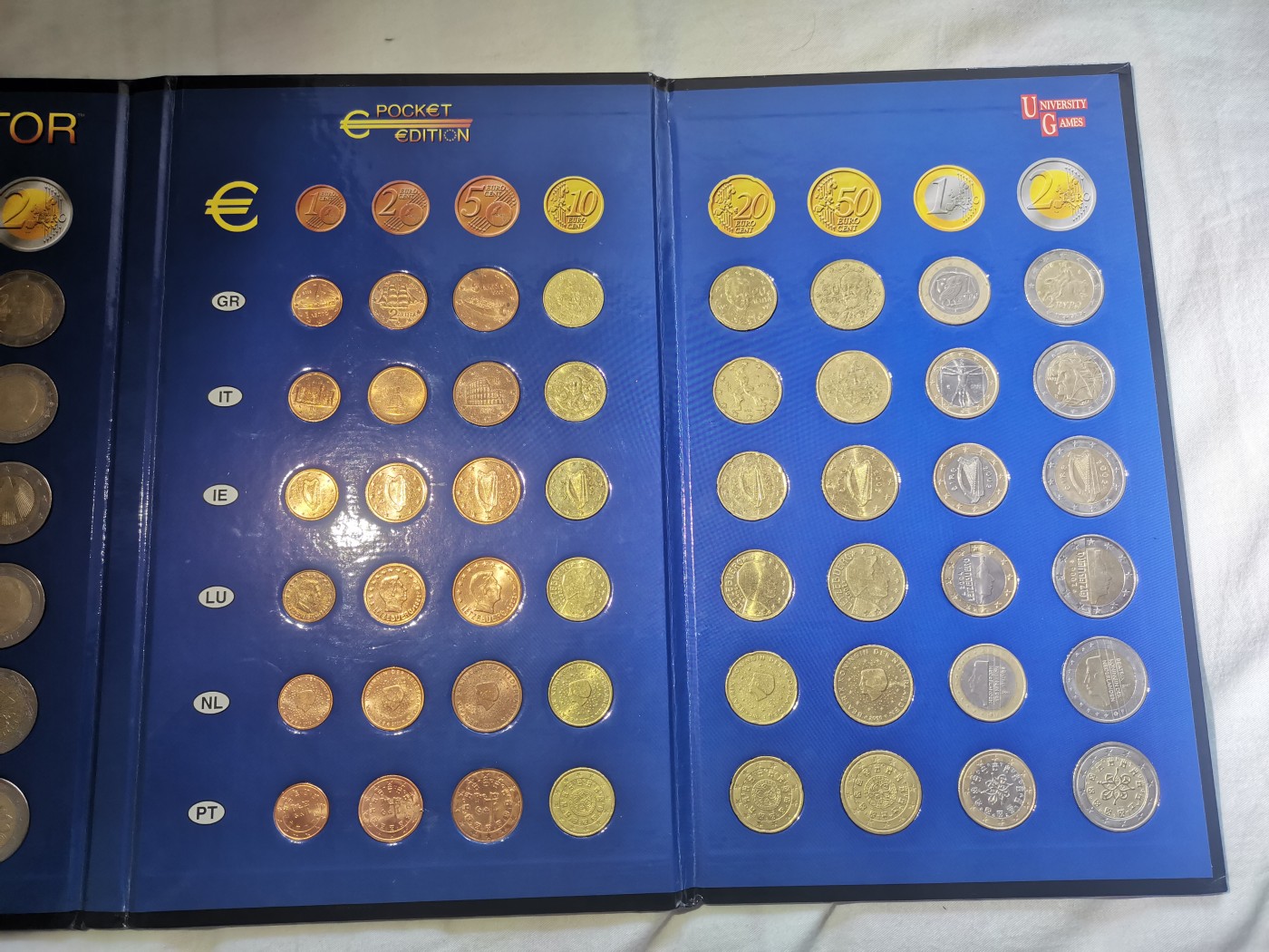 荷兰原装 欧盟硬币 欧元初版首发十二国硬币纪念册 全新 （奥地利，比利时，德国，西班牙，法国，葡萄牙，卢森堡，荷兰，爱尔兰，希腊，意大利，芬兰） 荷兰原装 欧盟硬币 欧元初版首发十二国硬币纪念册 全新 （奥地利，比利时，德国，西班牙，法国，葡萄牙，卢森堡，荷兰，爱尔兰，希腊，意大利，芬兰）
