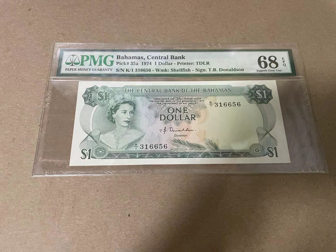 【Blue Auction】✨世界纸币精拍第347期——周日畅拍场【精】 【无47】巴哈马 1974年1元 彩背 女王 PMG68EPQ 高分