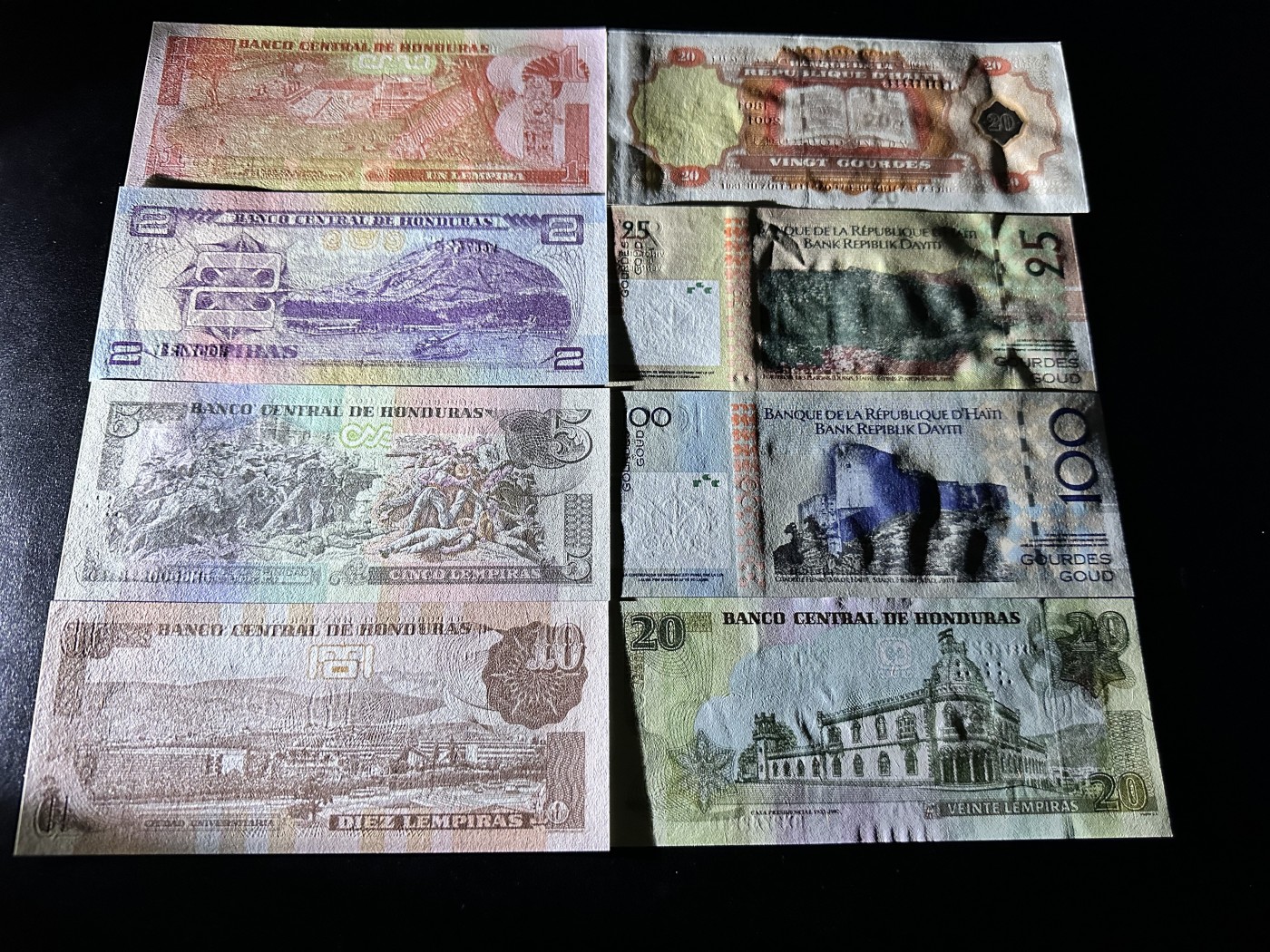 《外钞收藏家》第二百八十六期（连拍第三场） 洪都拉斯+海地两个小套8张一起 全新