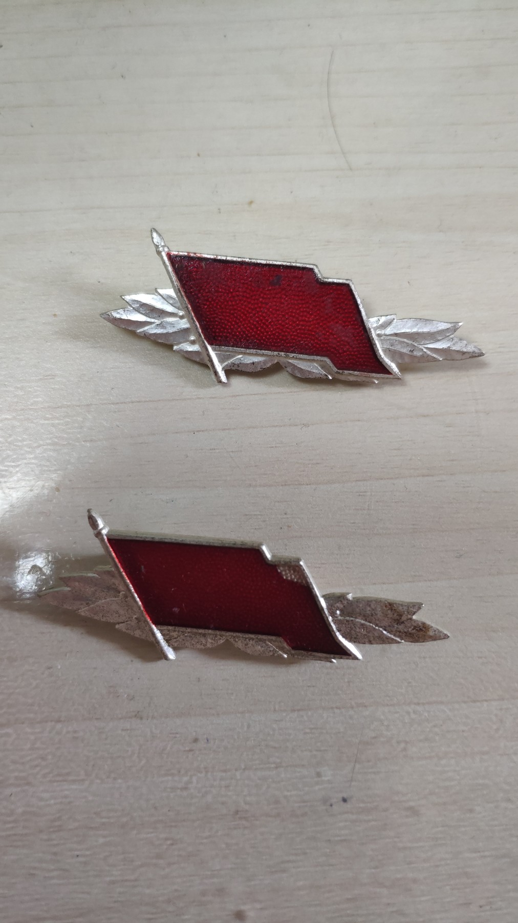 第二场拍卖 东德工战队技能章一组2