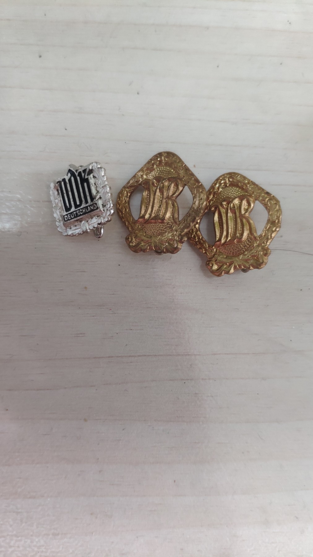 第二场拍卖 东德散章1