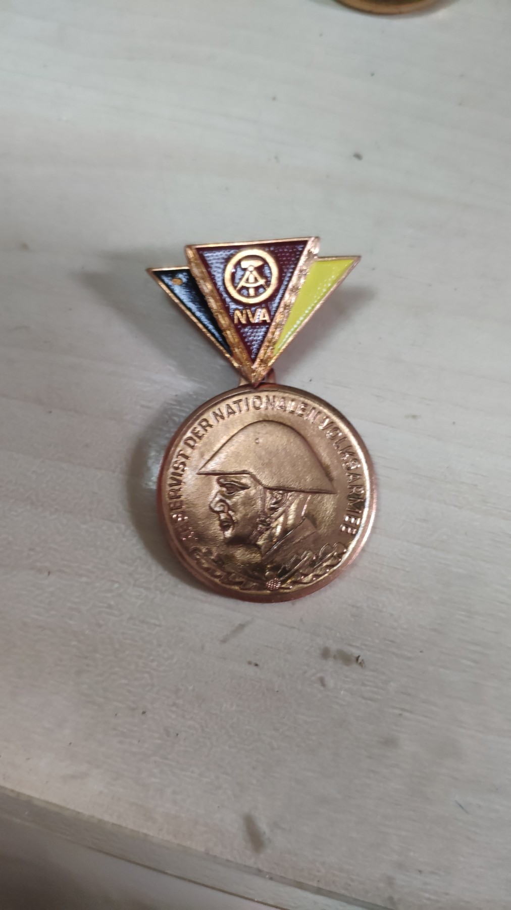 第二场拍卖 东德预备役章2