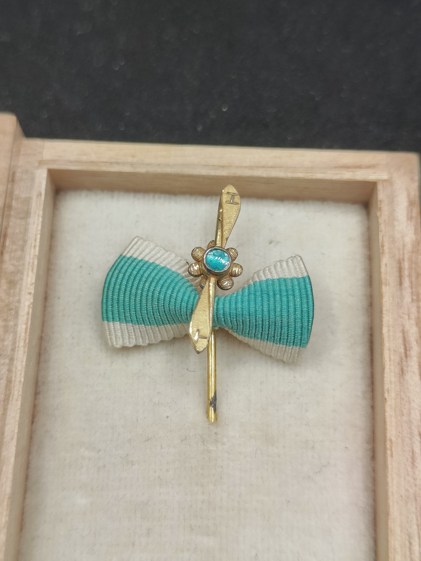 全场0元起拍 第75期 咸鱼国勋章拍卖专场 7月23日（周日）下午6：00开始 日本ww2帝国飞行协会会员章