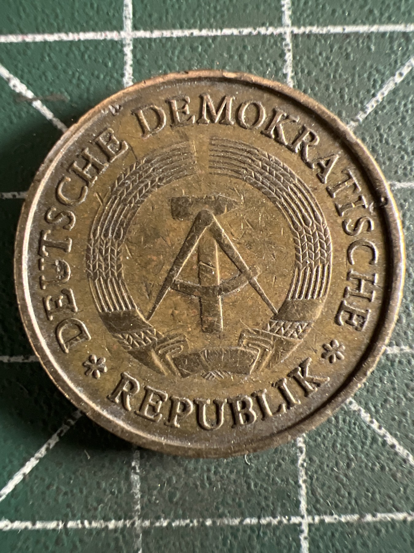 泡泡堂第371期  硬币专场 （无押金，捡漏，全场20包邮，偏远地区除外，接收代拍业务） 东德20芬尼