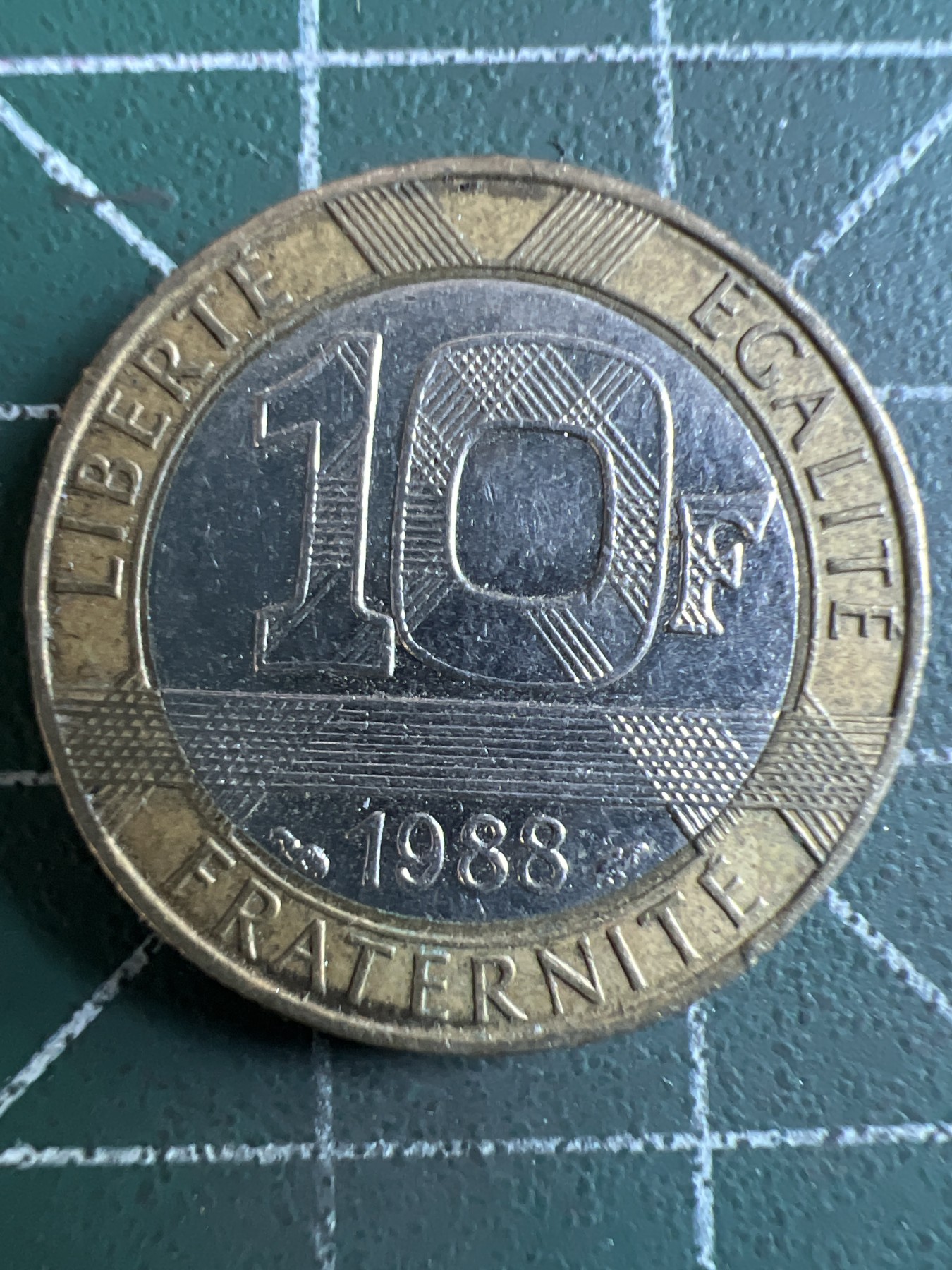 泡泡堂第363期  硬币专场 （无押金，捡漏，全场20包邮，偏远地区除外，接收代拍业务） 法国小飞人