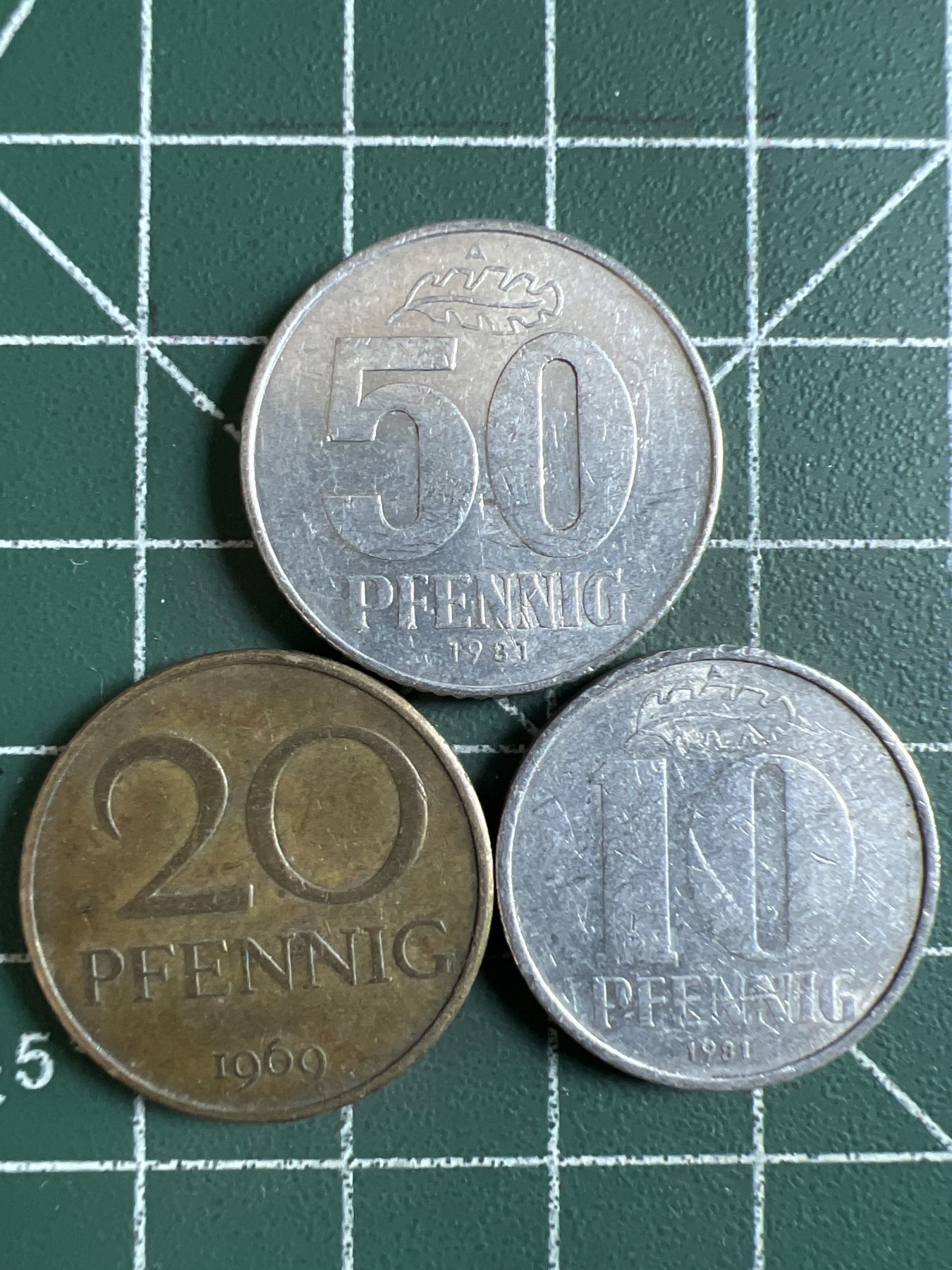 泡泡堂第362期  硬币专场 （无押金，捡漏，全场20包邮，偏远地区除外，接收代拍业务） 东德三枚