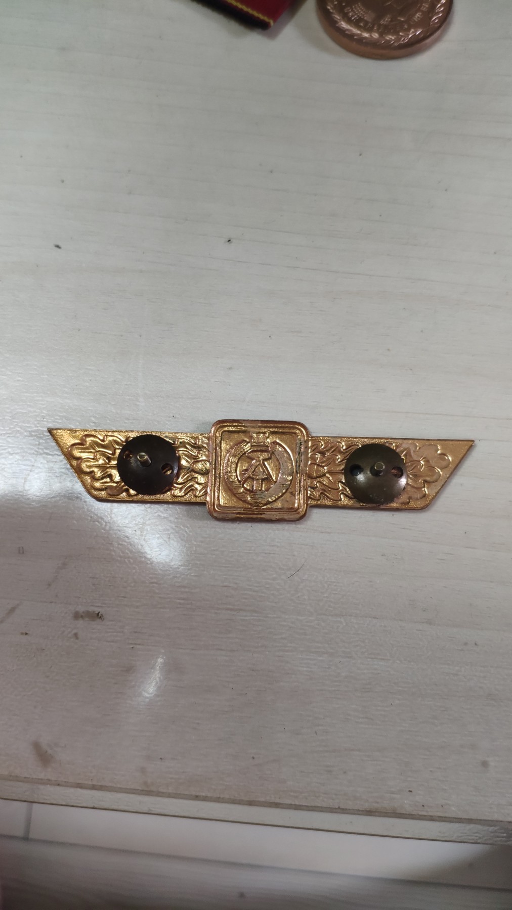 第二场拍卖 东德人民军技能章