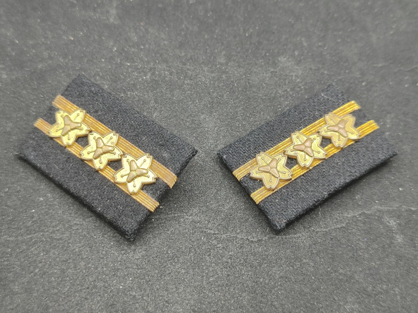 全场0元起拍 第75期 咸鱼国勋章拍卖专场 7月23日（周日）下午6：00开始 日本消防团阶级章两个