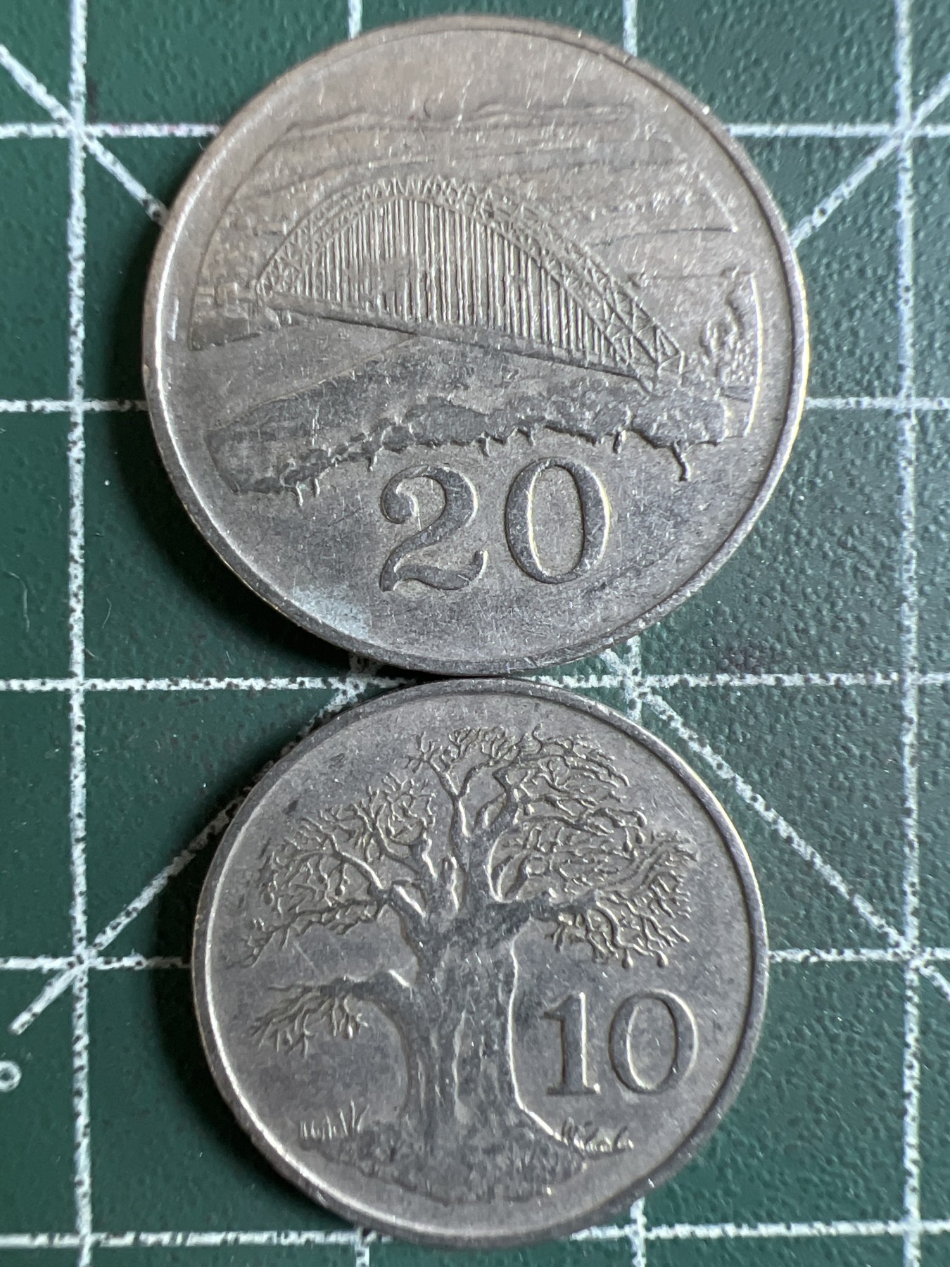 第420期 硬币专场 （无押金，捡漏，全场20包邮，偏远地区除外，接收代拍业务） 津巴布韦2枚