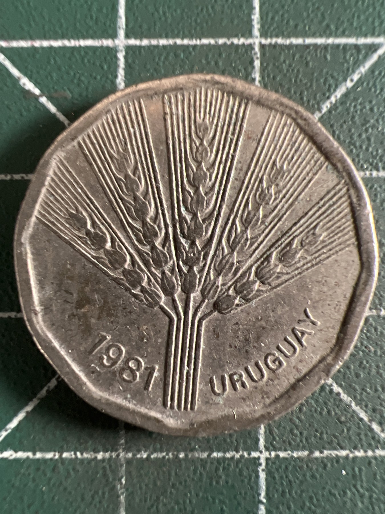 泡泡堂第360期  硬币专场 （无押金，捡漏，全场20包邮，偏远地区除外，接收代拍业务） 乌拉圭2比索