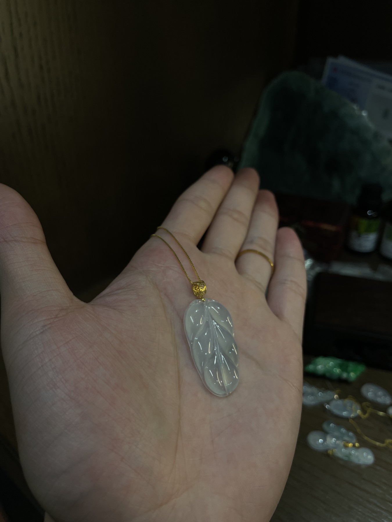 天然翡翠冰飘花叶子