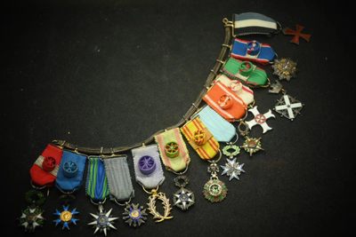 CHONGSHI勋章拍卖所三十六期 - 法国外交官mini勋章军官级联排（银制。荣军，国功，棕榈叶，农业，突尼斯，意大利共和国，南斯拉夫旗帜，葡萄牙亨利王，贝宁黑星，摩洛哥阿拉维）