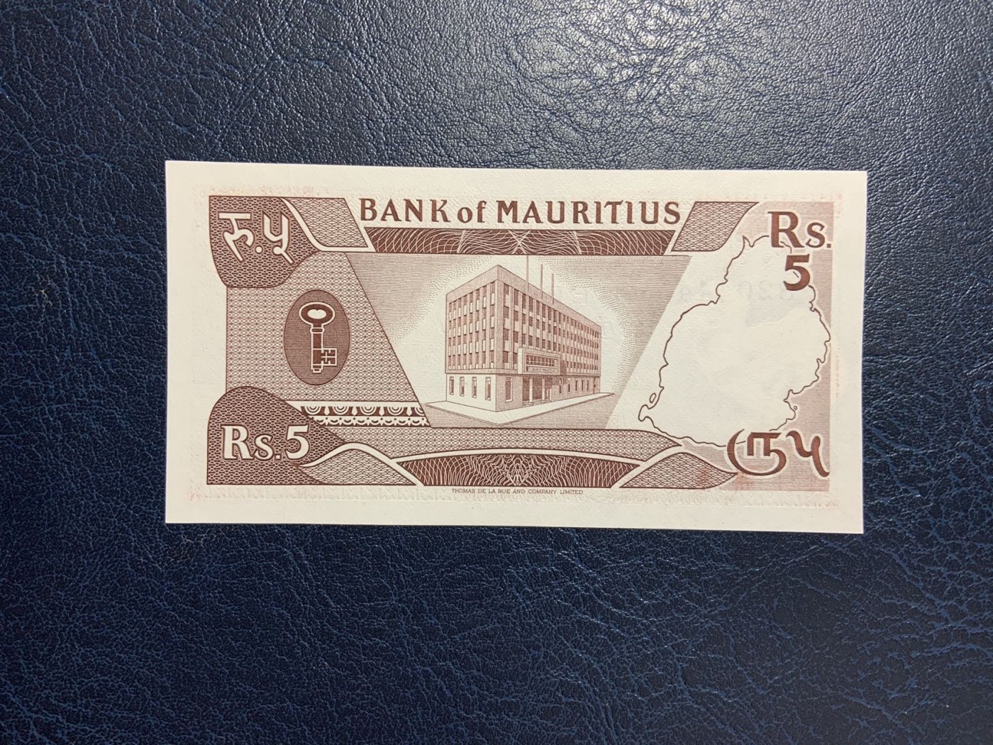 收藏联盟Quantum Auction 第275期拍卖  毛里求斯1985年5卢比 品相UNC 角微瑕 有油墨 A/1首发冠豹子号