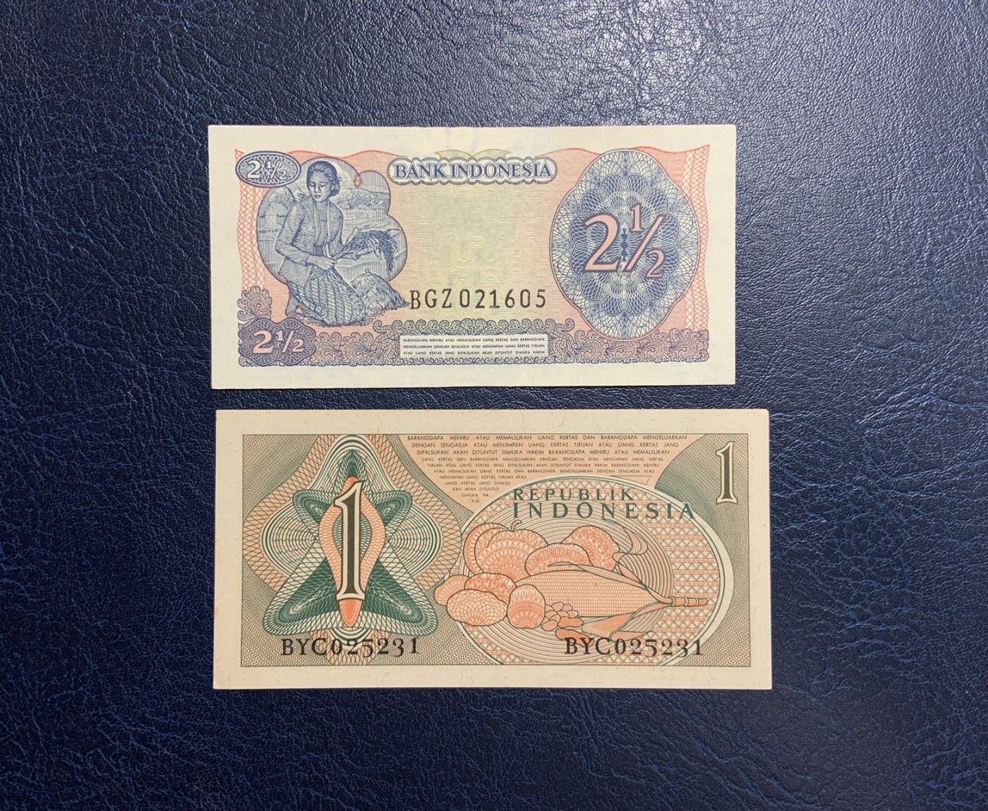 收藏联盟Quantum Auction 第275期拍卖  印度尼西亚1961和1968年1和1/2卢比 品相UNC 瑕疵细节如图