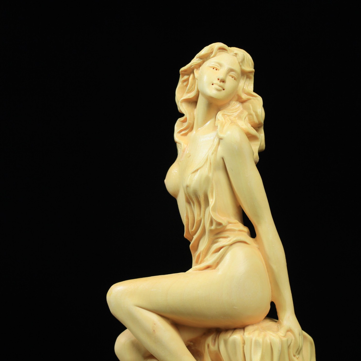 黄杨木美女摆件