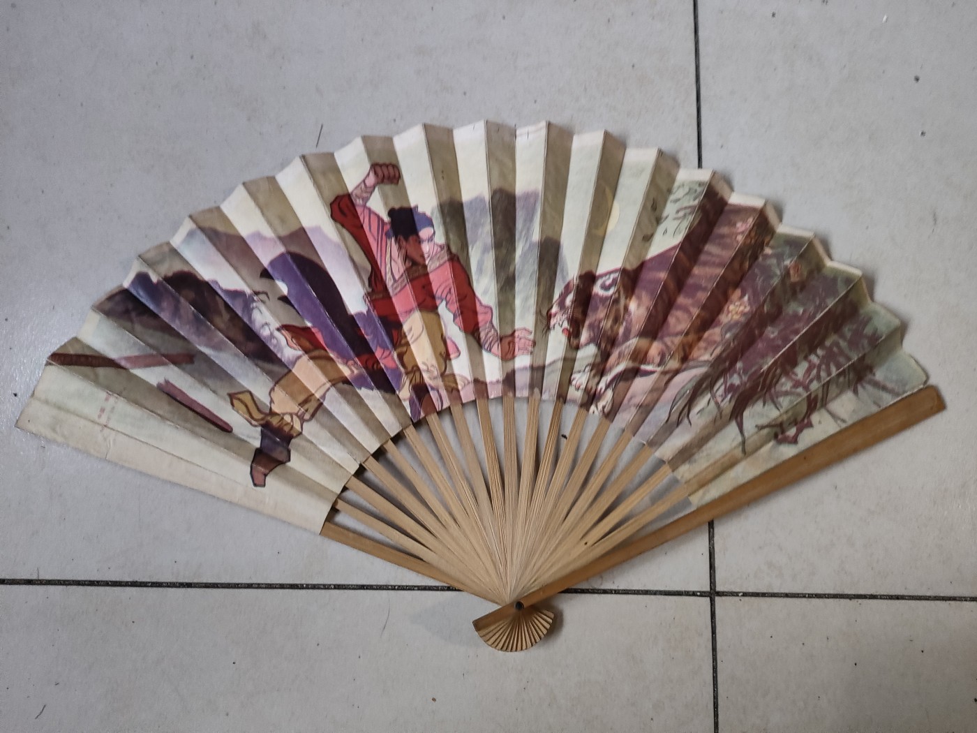 折扇老的