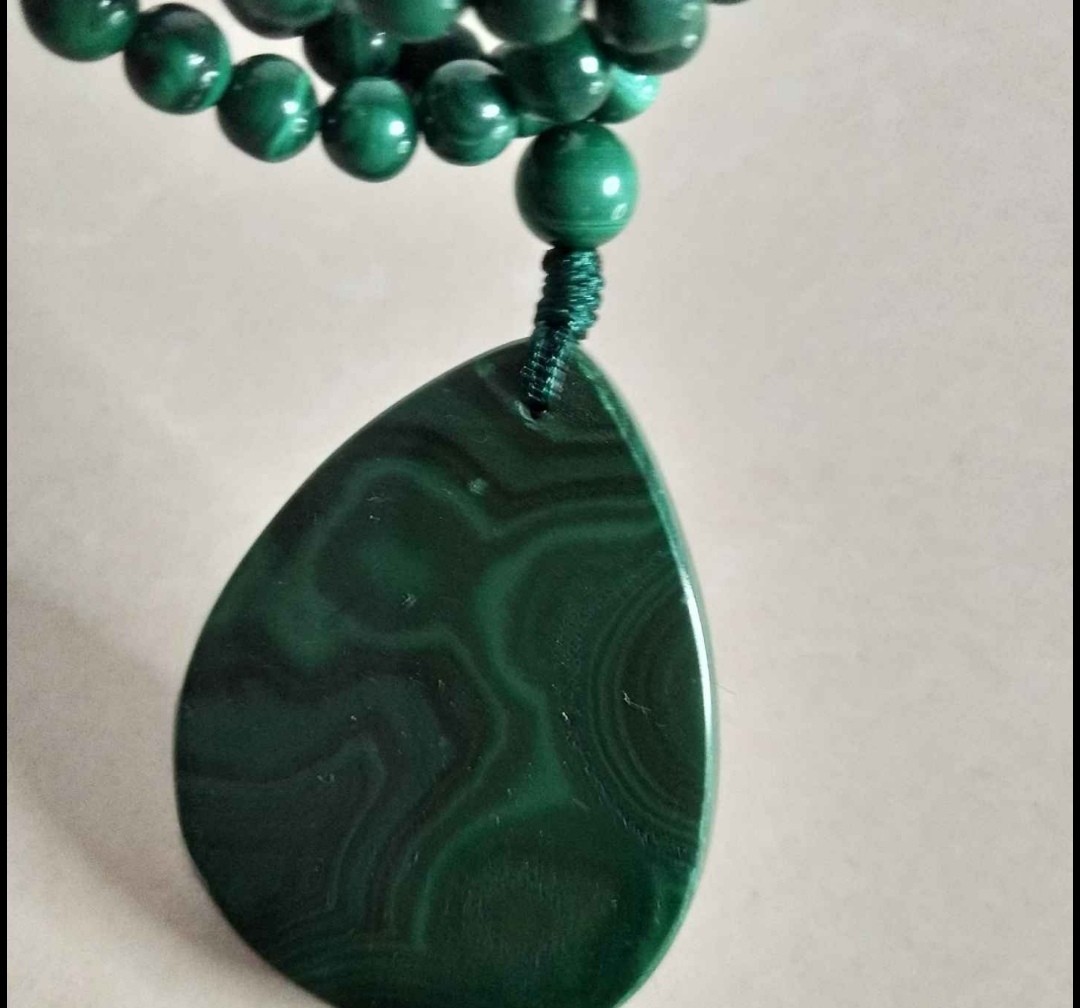 原矿孔雀石水滴吊坠一整套