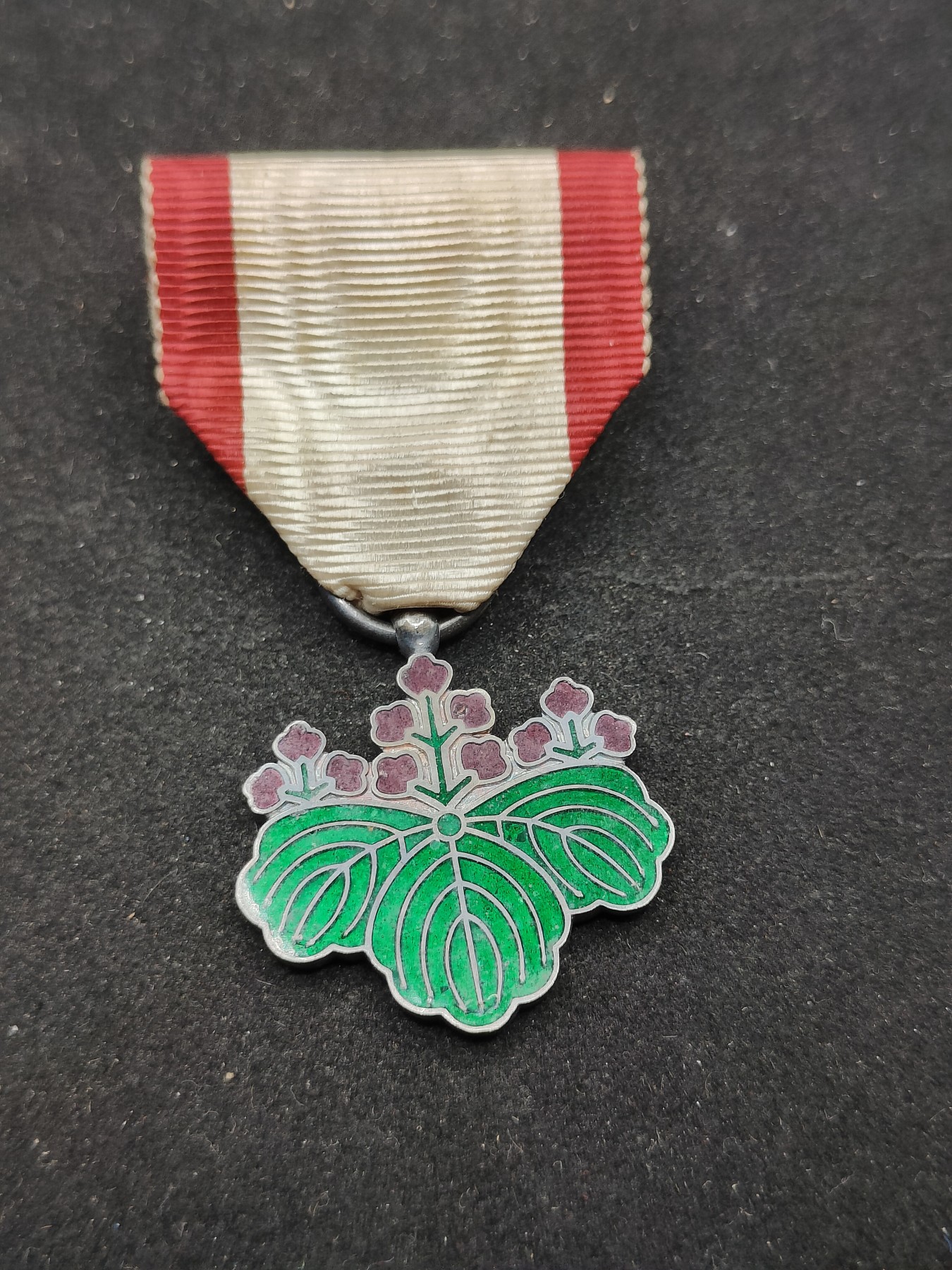 全场0元起拍 第76期 咸鱼国勋章拍卖专场 7月26日（周三）下午6：00开始 明治时期 七等青叶章 银制