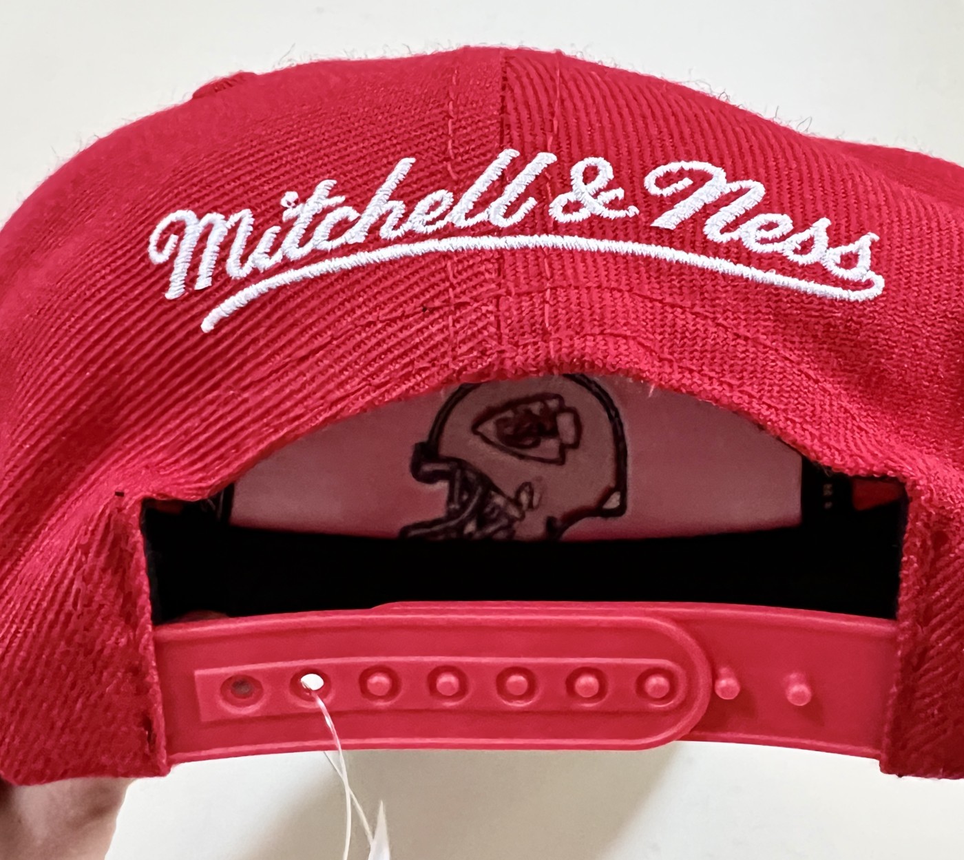 零元拍：帕特里克-马霍姆斯亲签堪萨斯酋长SR Snapback平沿帽，拽就完了！！