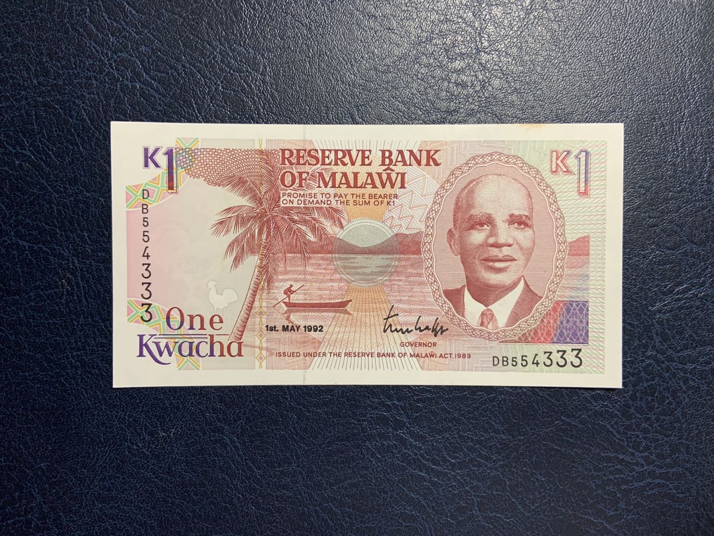 收藏联盟Quantum Auction 第276期拍卖  马拉维1992年1克瓦查 品相UNC 豹子号333 有黄斑