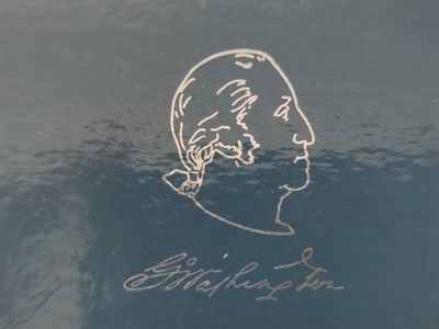 燕姐第52场拍卖 1982年美国华盛顿诞辰250周年纪念银币二枚（上场被鸽子）