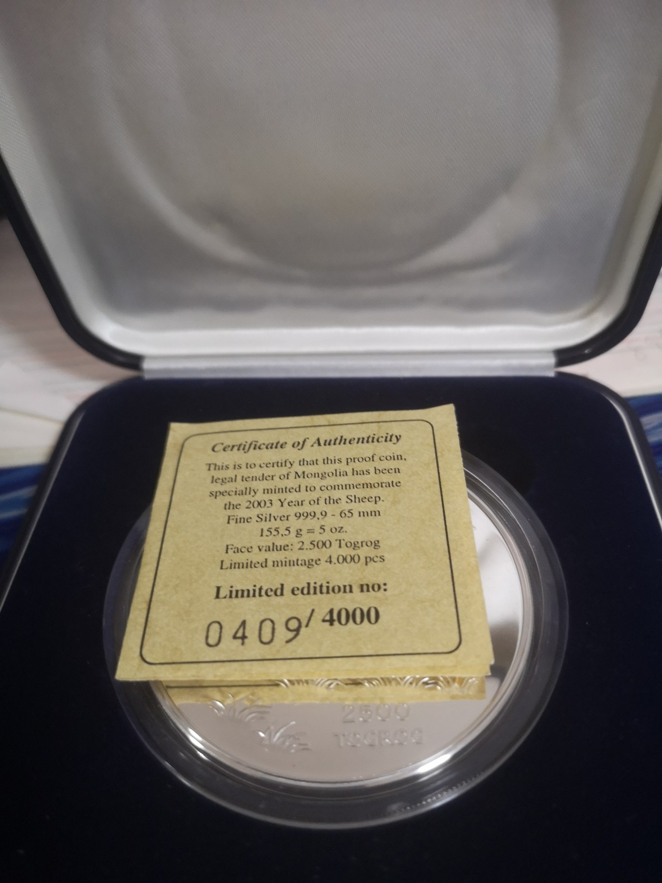 长老汇第22场FAO拍卖 2003蒙古羊年2500图格里克5盎司镀金精制大银币，原盒证，发行量4000，克书PF67标价275美金
