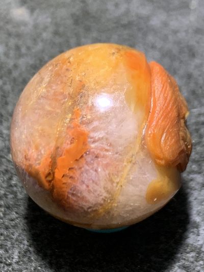 精美冰飘亚光战国红玛瑙手工俏色巧雕狐狸珠子一颗！ 精美冰飘亚光战国红玛瑙手工俏色巧雕狐狸珠子一颗！